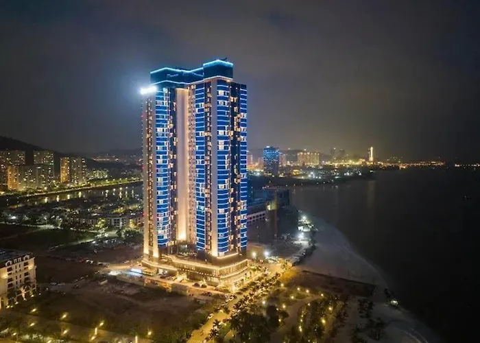 Modern Beachfront At Bay * 下龍